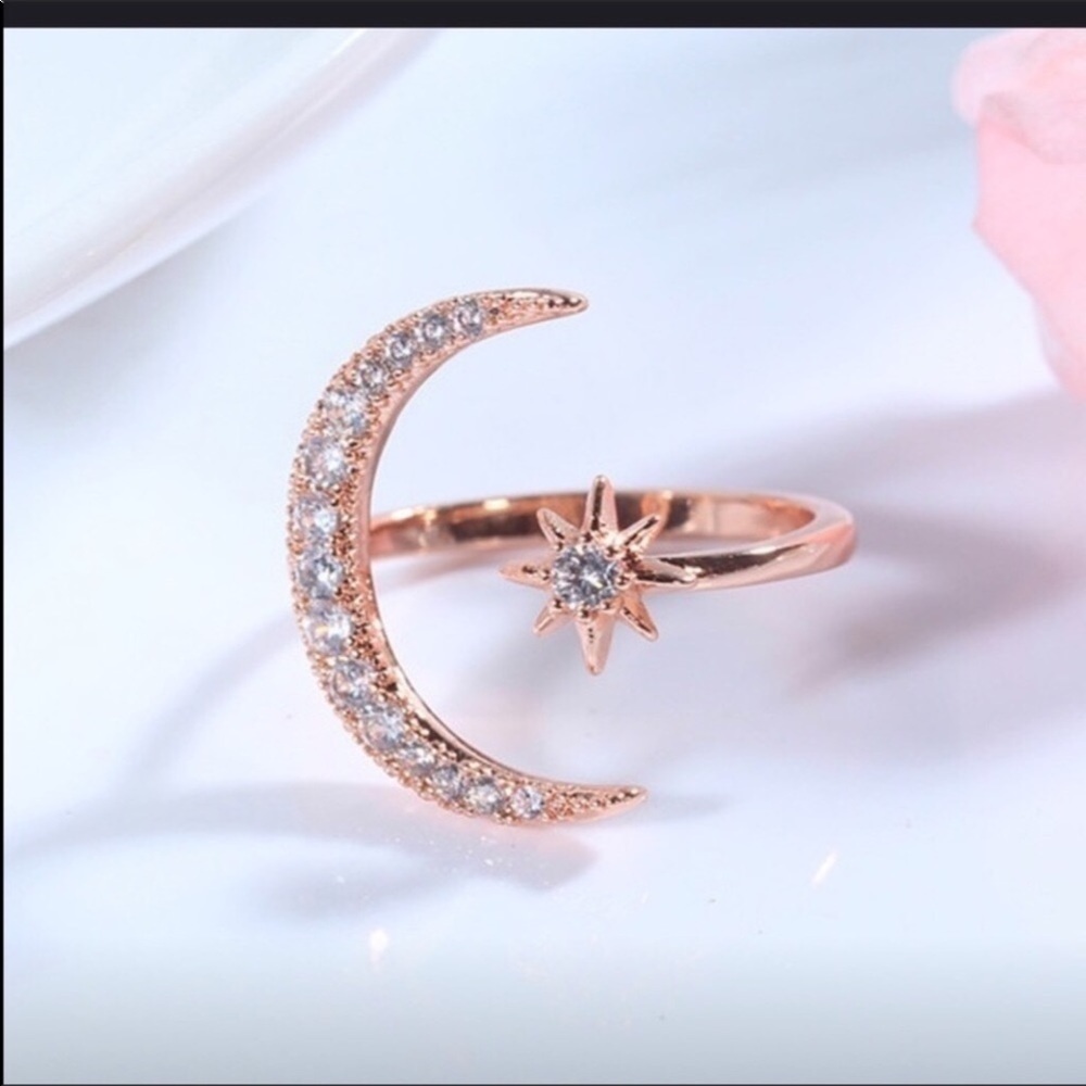 MOON 🌙 FASHION ROSE GOLD RING - Picture 2 of 7